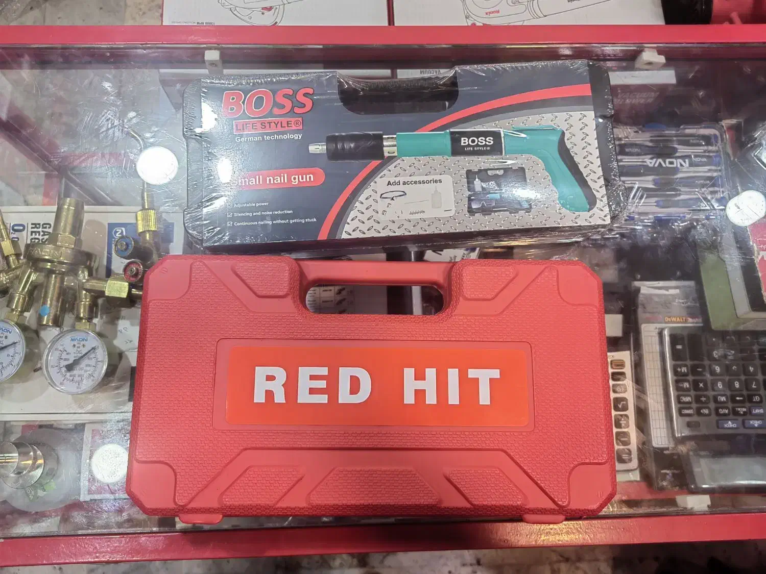 میخکوب تفنگی باس و رد هیت (boss ، RED HIT|ابزارآلات|اهواز, ۳۰ متری|دیوار