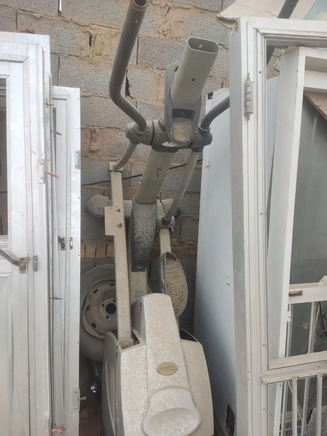 الپتیکال و تردمیل و ویبره شکم پهلو|تجهیزات ورزشی|یزد, |دیوار