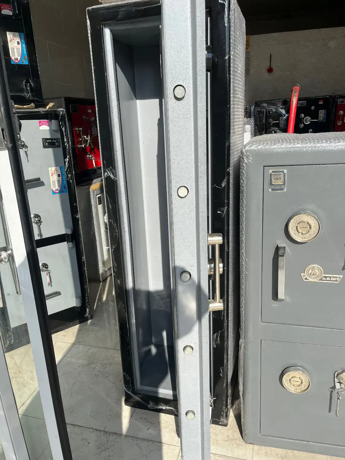 گاوصندوق اسلحه /رمزمکانیکی/خامنه ای|ابزارآلات|یزد, |دیوار