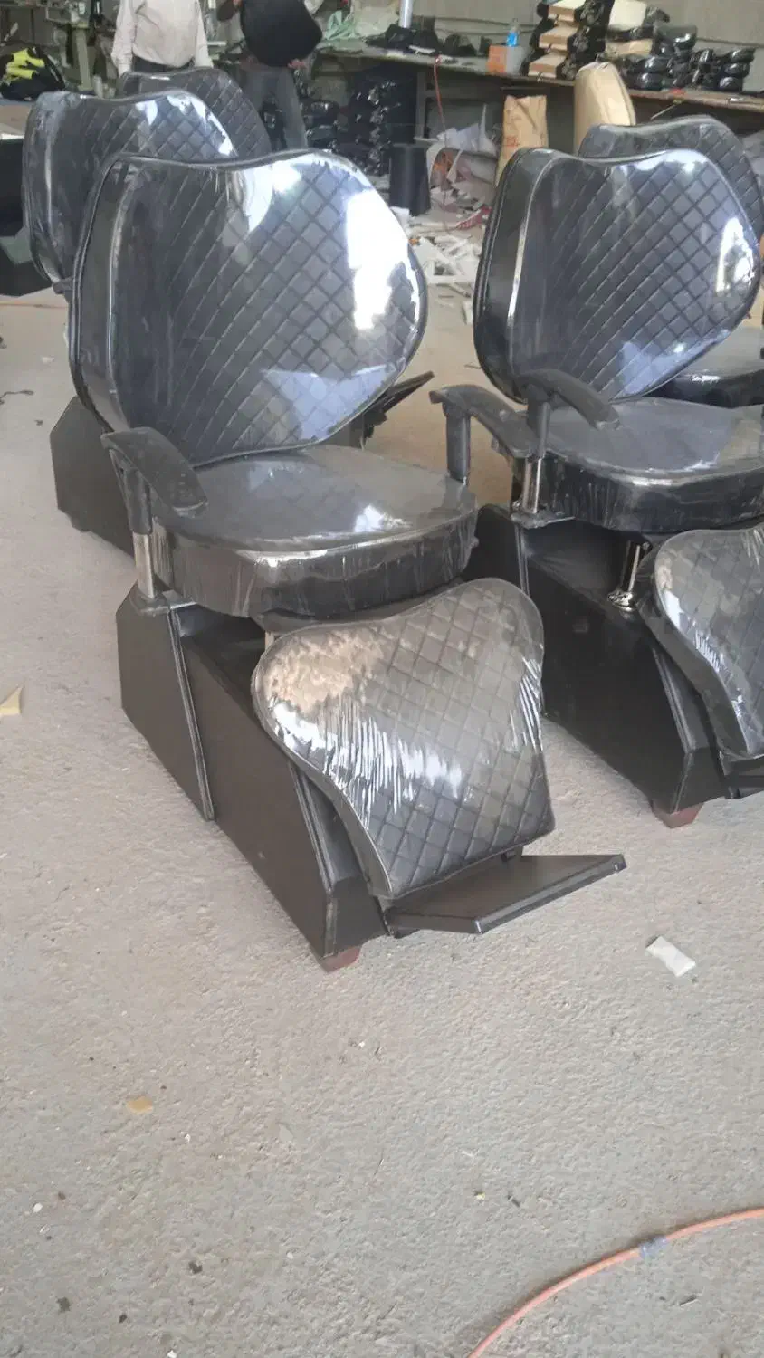 صندلی آرایشگاهی|آرایشگاه و سالن‌های زیبایی|رباط‌کریم, وهن آباد|دیوار