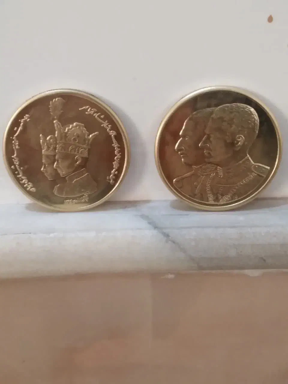 دوران پهلوی|کلکسیون سکه، تمبر، اسکناس|قم, نیروگاه|دیوار