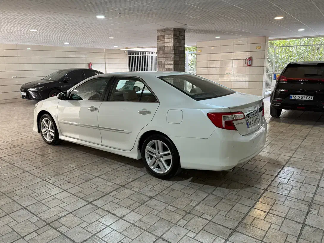 کمری 2013|خودرو سواری و وانت|بوشهر, |دیوار