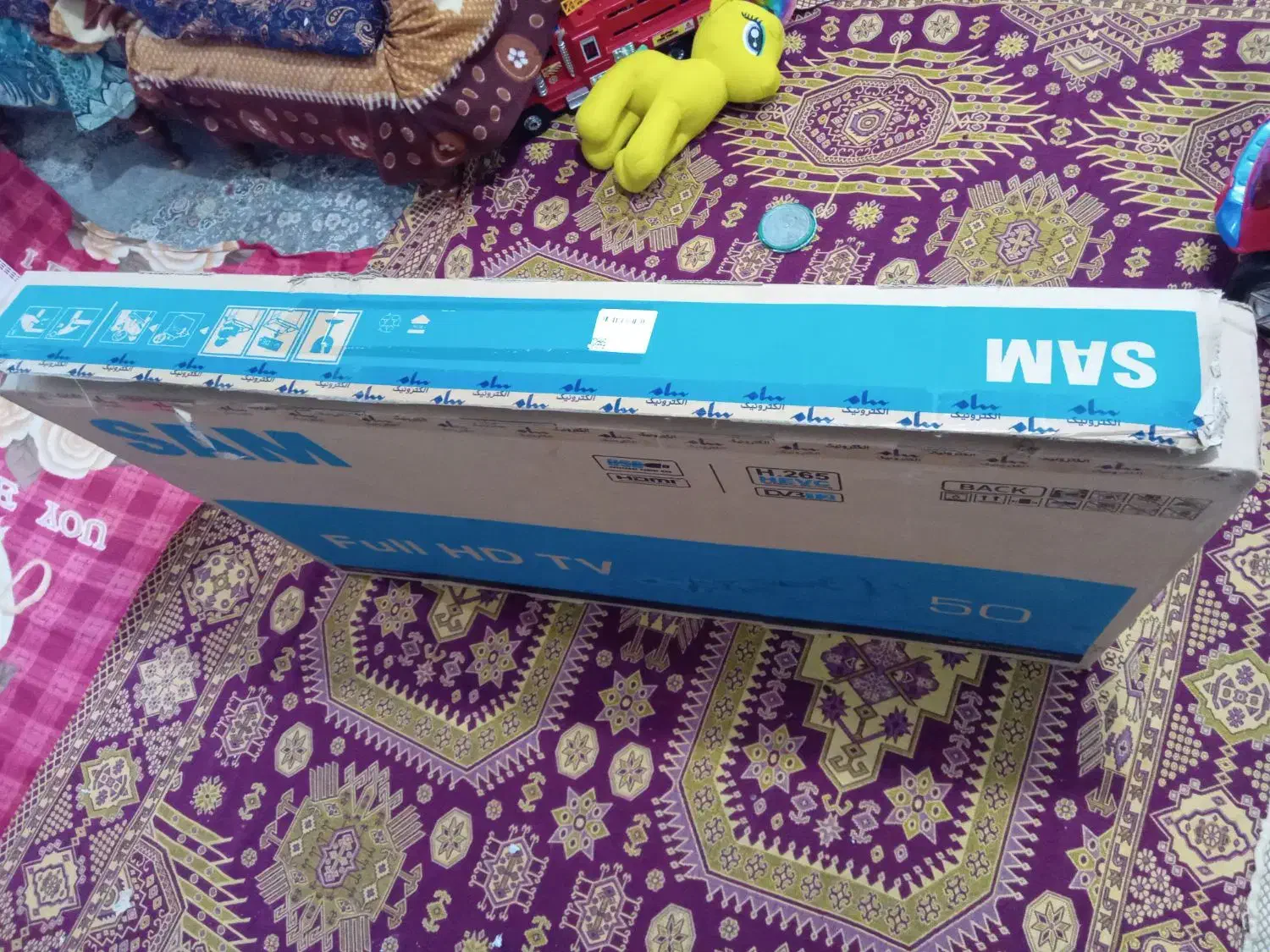 کارتن،تلویزیون|تلویزیون و پروژکتور|قرچک, شهرک طلائیه|دیوار