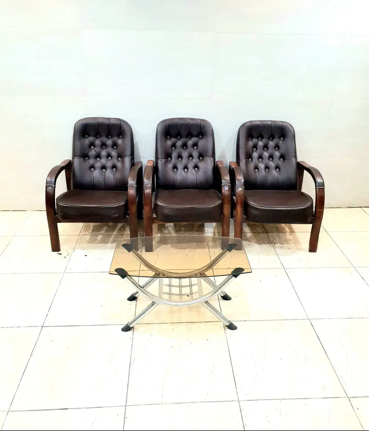 صندلی انتظار چوبی چرم ۳عدد با جلو مبلی|صندلی و نیمکت|تبریز, |دیوار