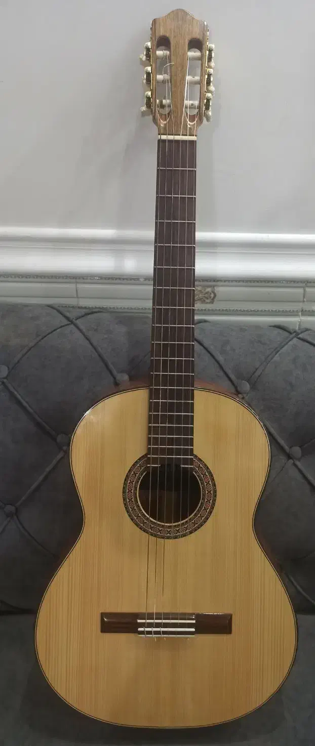 گیتار Cordoba master series کاملا سالم|گیتار، بیس، امپلیفایر|بوشهر, |دیوار