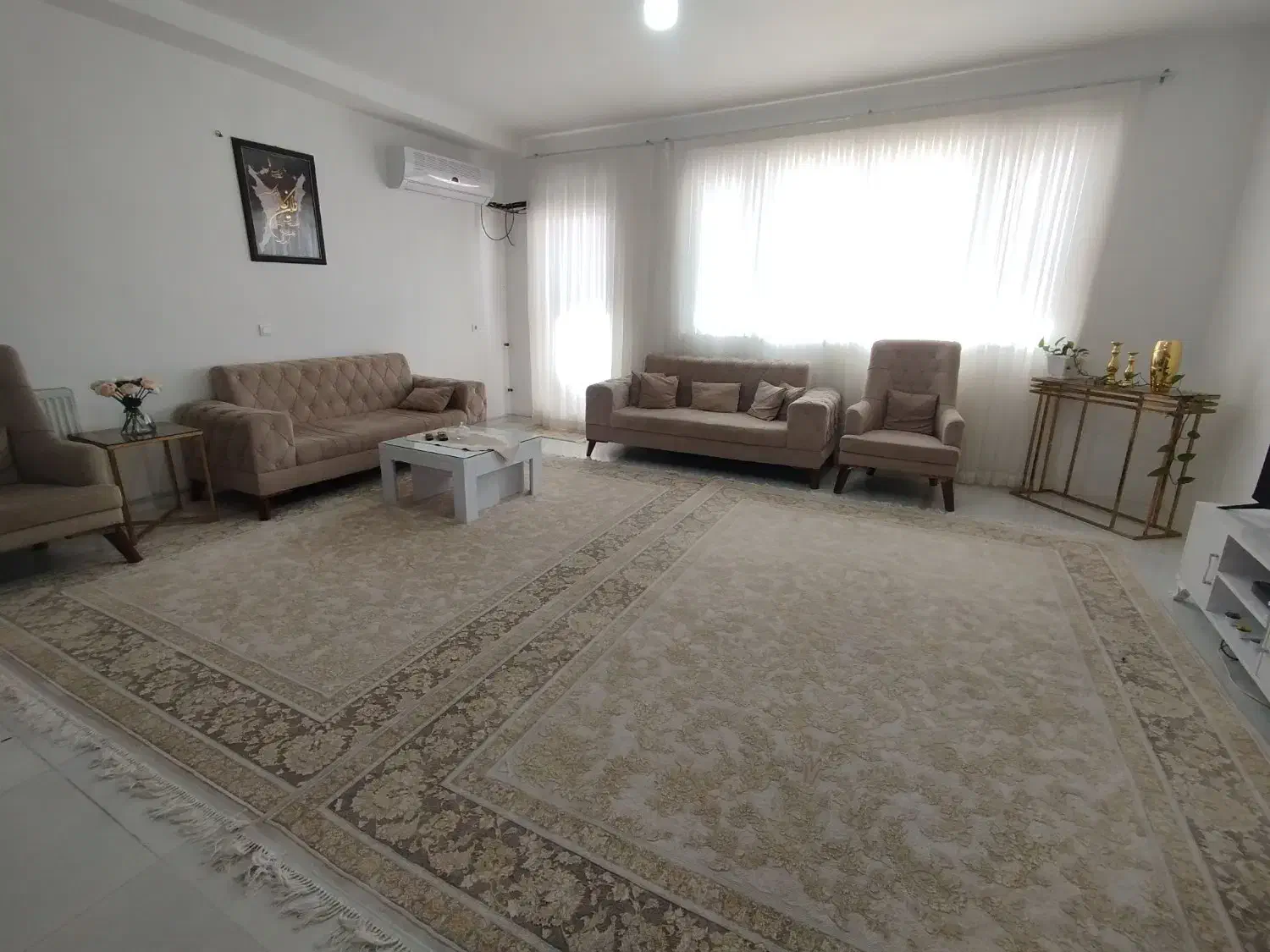 آپارتمان اجاره ای با قیمت مناسب|اجارهٔ آپارتمان|میانه, |دیوار