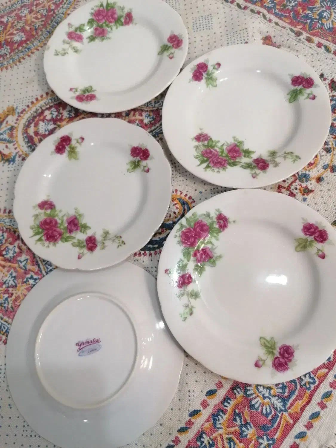 چینی گل سرخی قدیمی|ظروف سرو و پذیرایی|تهران, ستارخان|دیوار