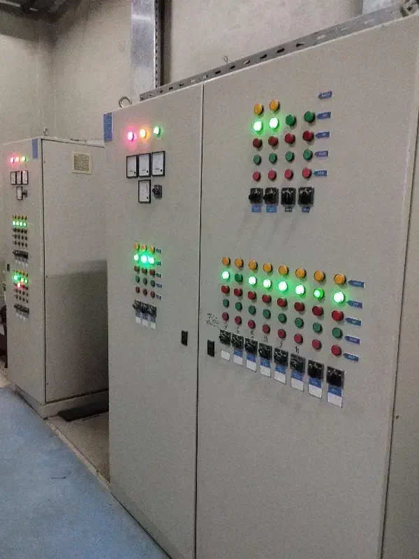 انجام کلیه تعمیرات و خدمات برقی با سابقه بالا|خدمات پیشه و مهارت|شیراز, تحویلی|دیوار