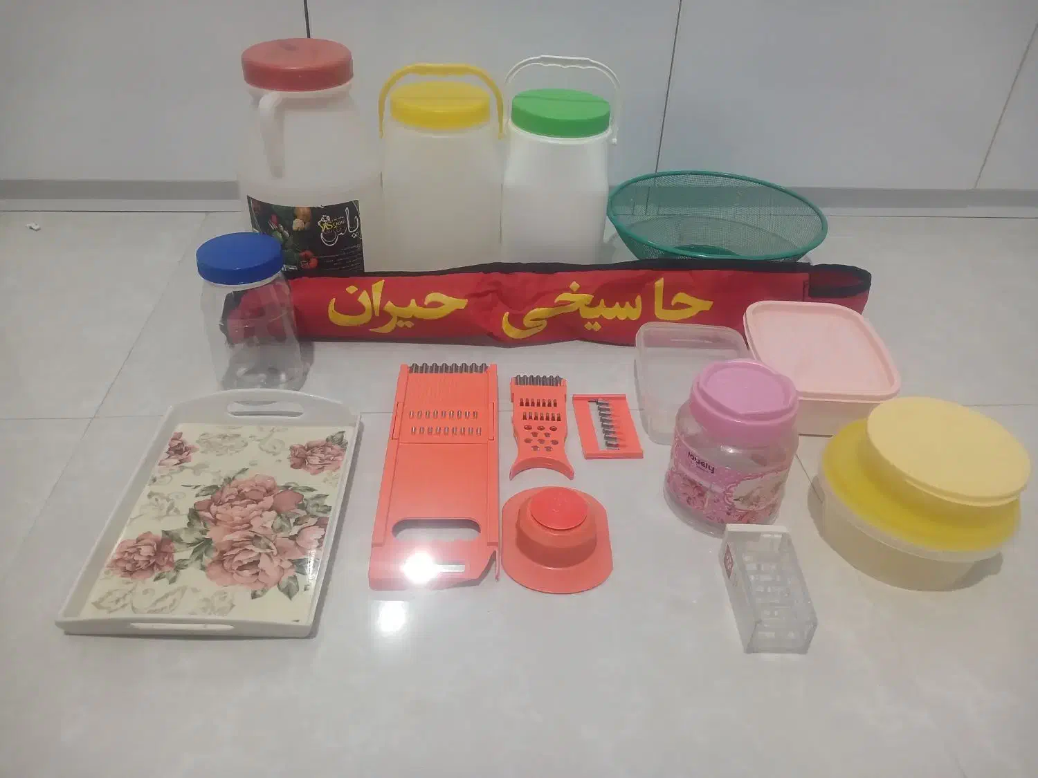 ظروف خانه ۱۴ قلم ۱۰۰ تومن|ظروف نگهدارنده، پلاستیکی، یکبارمصرف|اردبیل, |دیوار