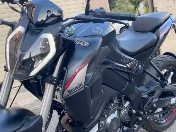 بنلی ۱۸۰اس|موتورسیکلت|قم, عربستان|دیوار