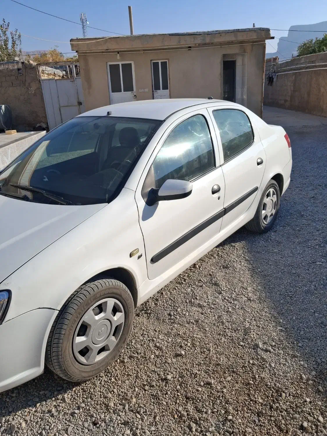 رانا مدل۹۲ موتورتیوفایو سالم تمیز ،|خودرو سواری و وانت|زرقان, |دیوار