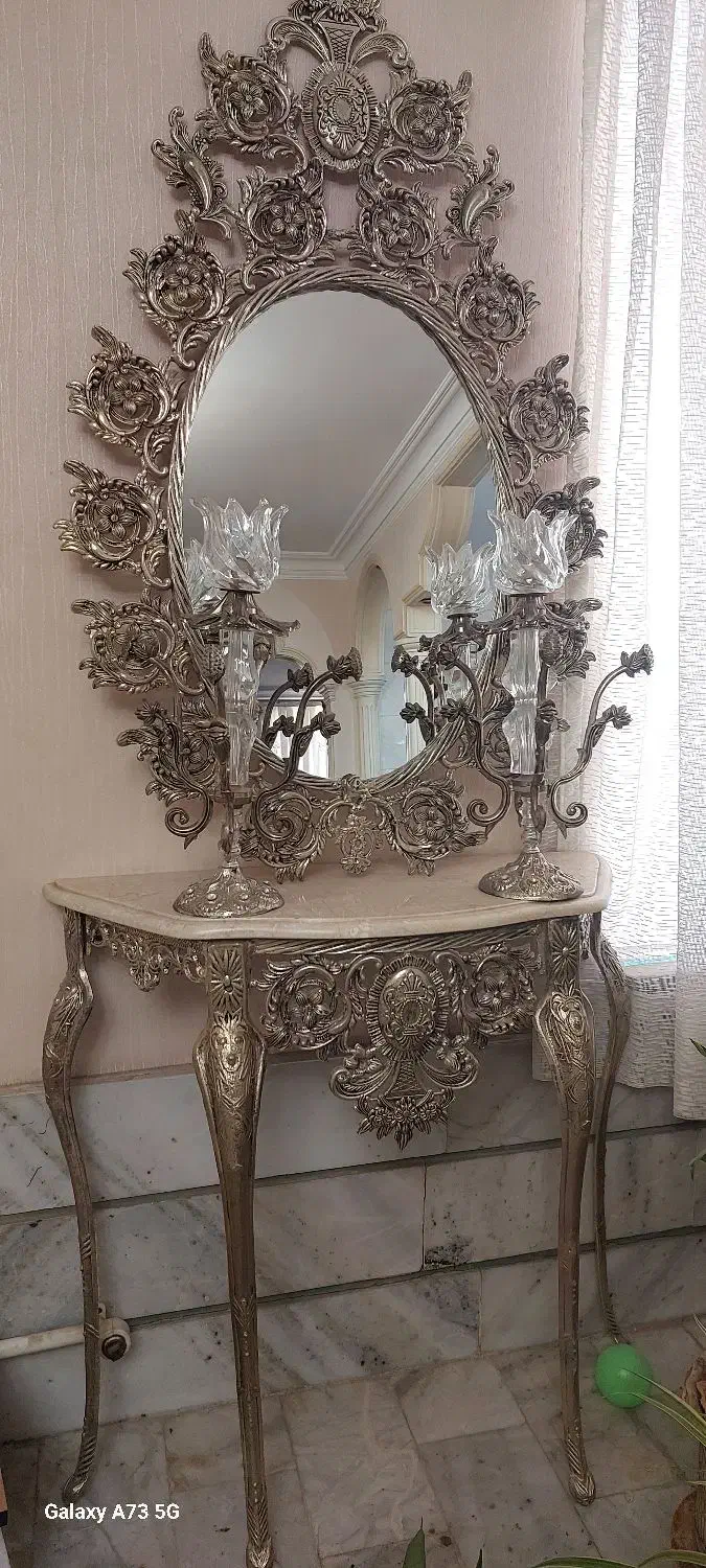 آینه و شمعدان|آینه|کرج, شهرک رازی (حصارک)|دیوار