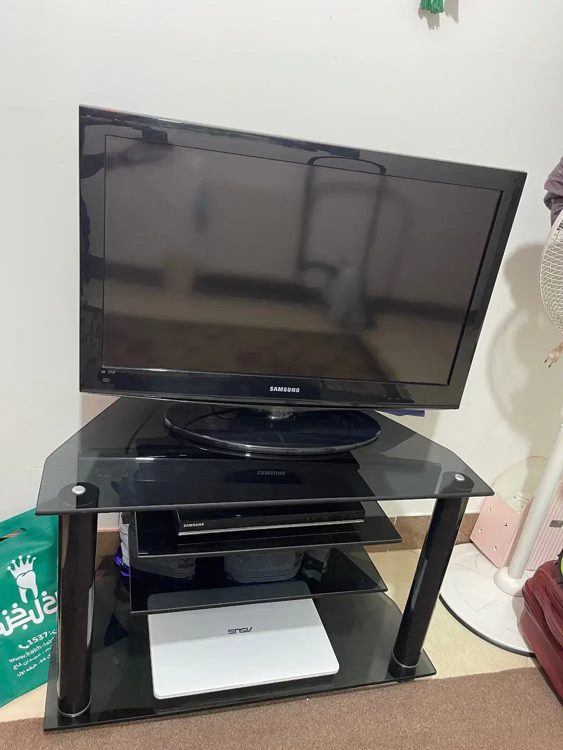 تی وی TV تلویزیون و مانیتور کامپیوتر|تلویزیون و پروژکتور|ساری, |دیوار