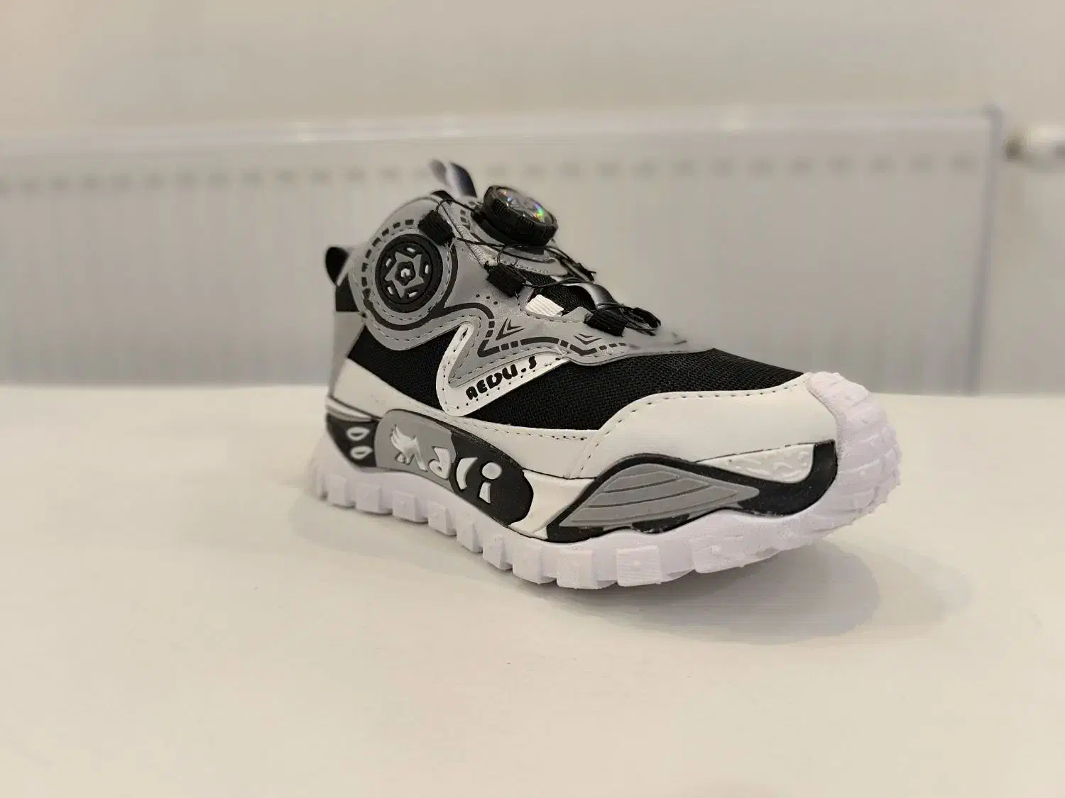 کفش اسپورت بچگانه مدل ایلا|کفش و لباس بچه|رباطکریم, رباطکریم|دیوار