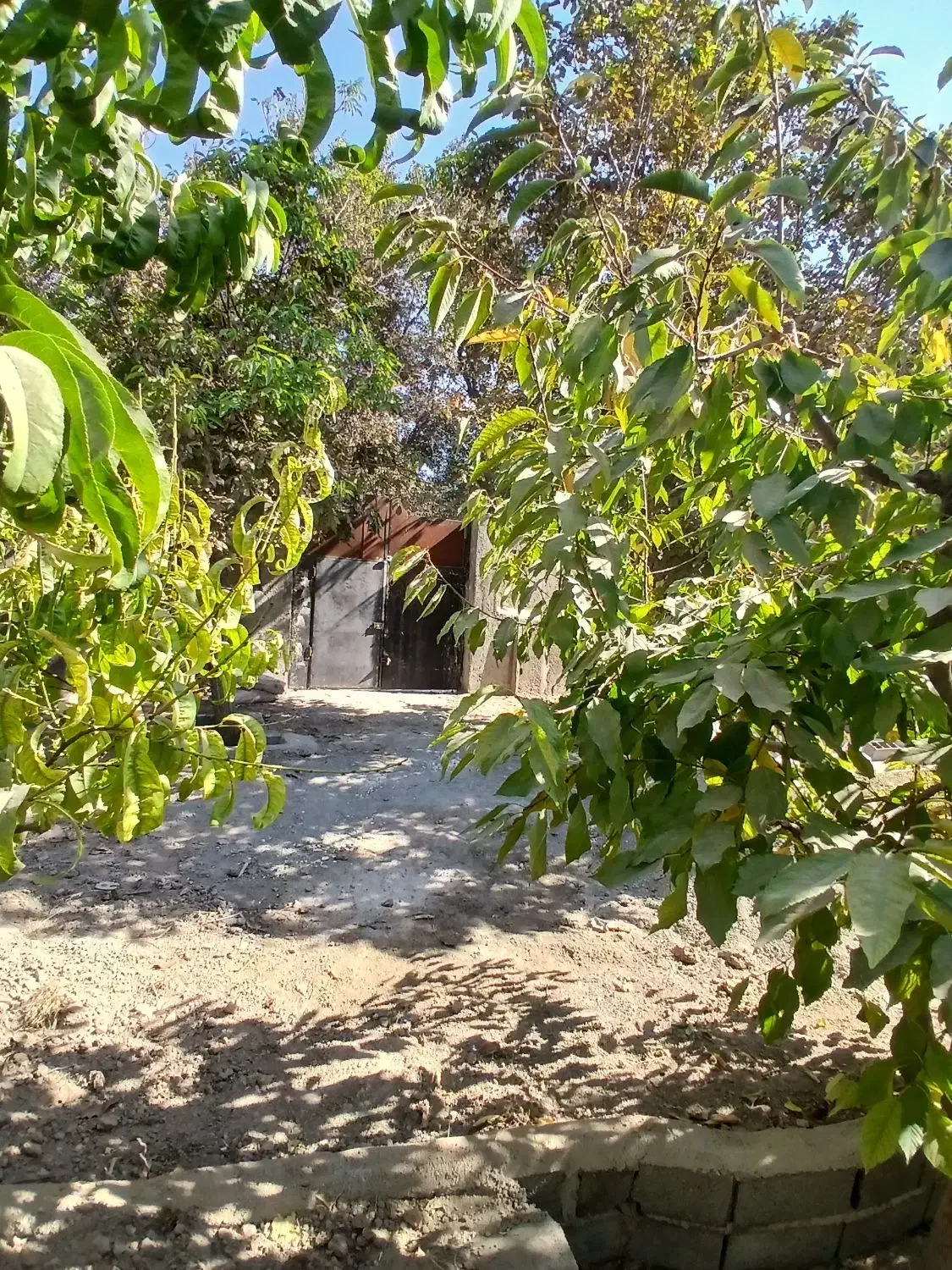 باغچه چهار دیواری به مساحت ۸۸۰مترمربع|فروش زمین و ملک کلنگی|رباط‌کریم, شهرک صنعتی صباشهر|دیوار