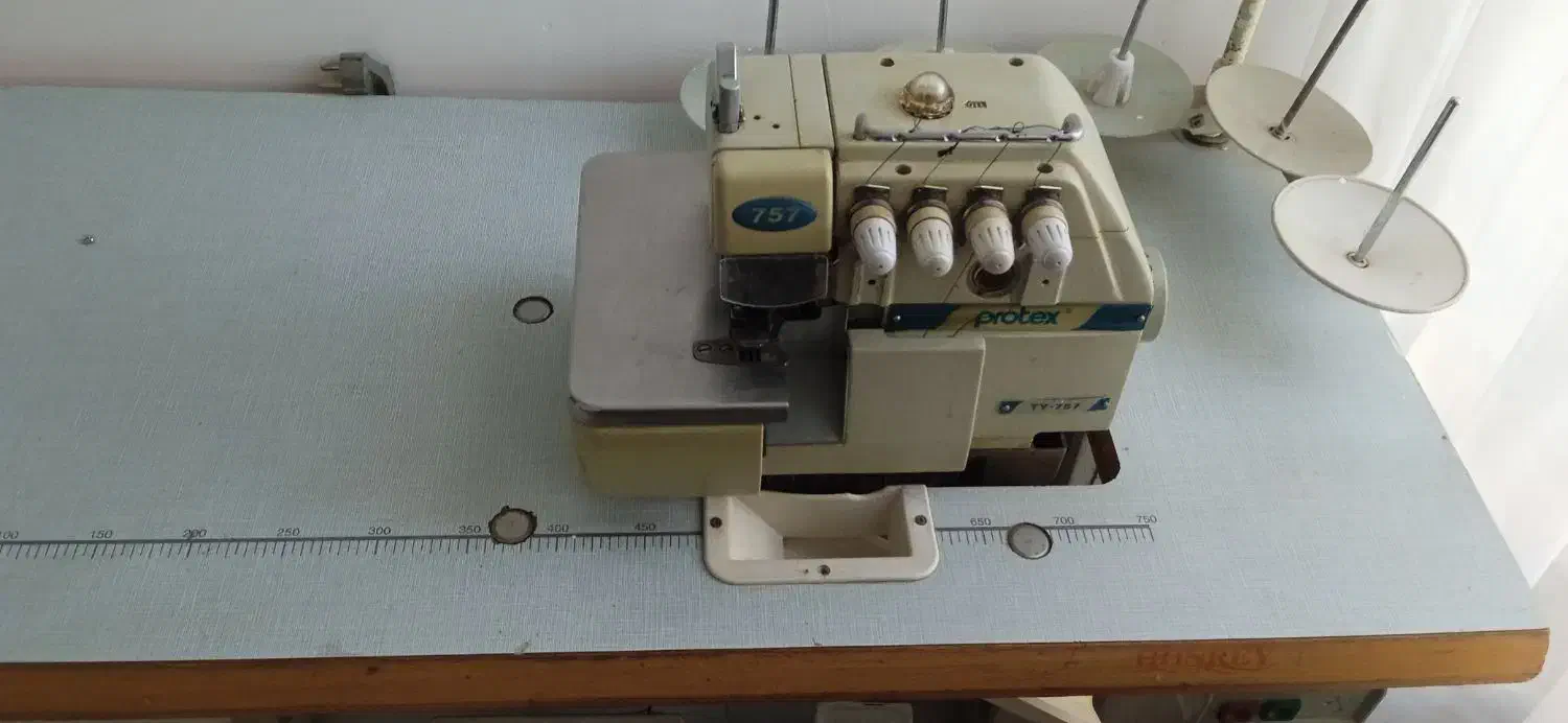 پنج نخ|چرخ خیاطی و ریسندگی|چناران, |دیوار