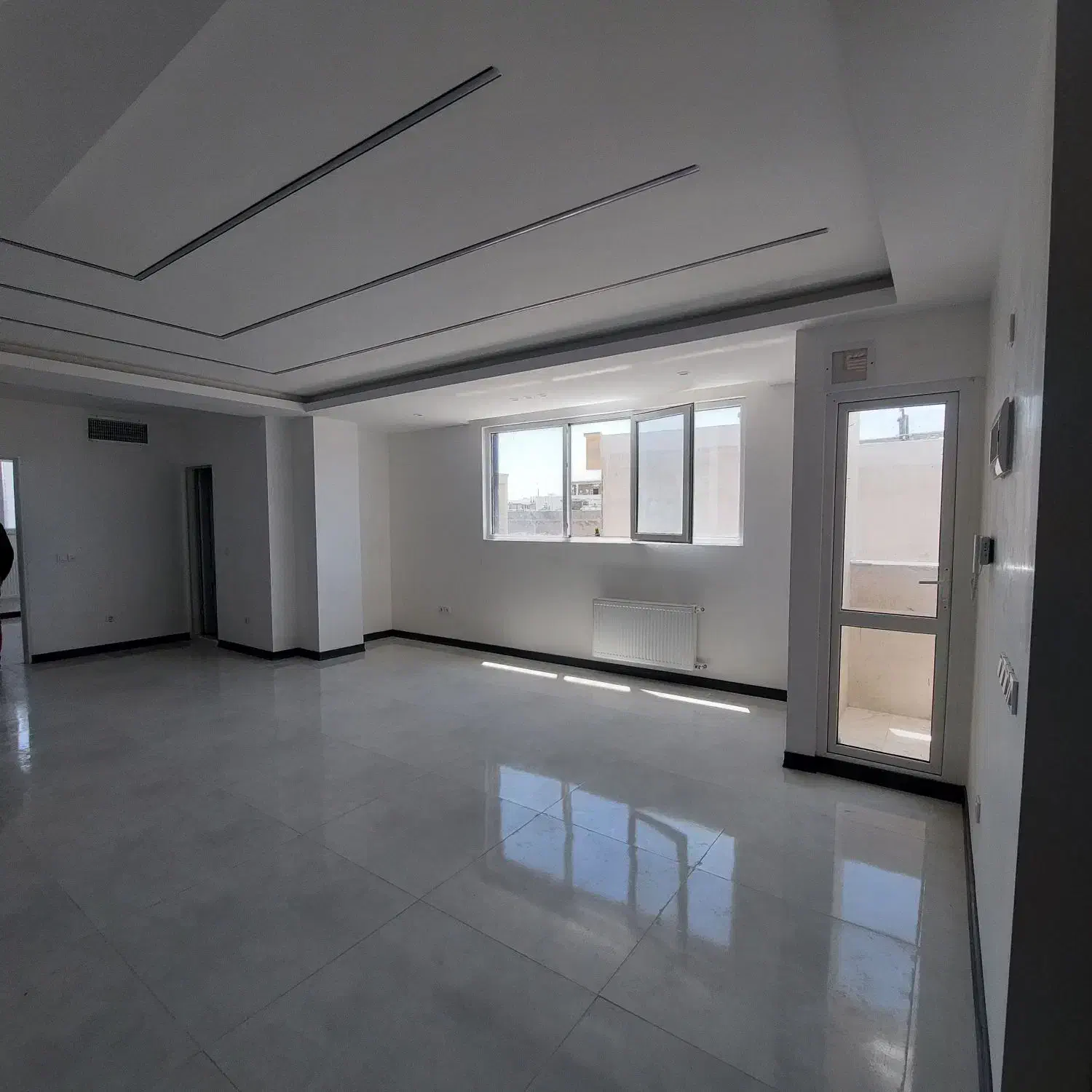 اپارتمان دو خوابه شهرک قصر قمشه|فروش آپارتمان|شیراز, شهرک قمشه|دیوار