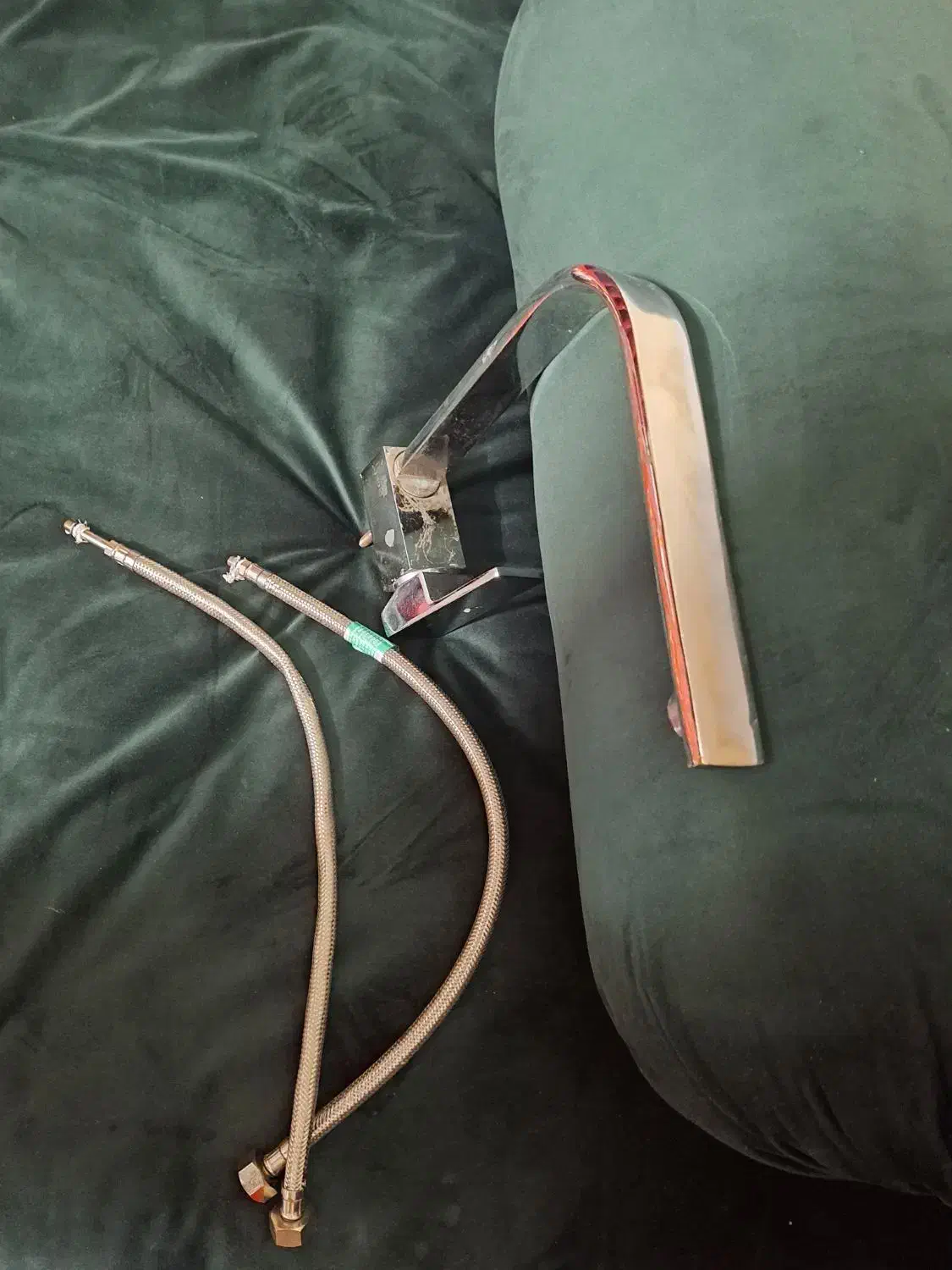 درحد نو وورجه یک|لوازم سرویس بهداشتی|بروجرد, |دیوار