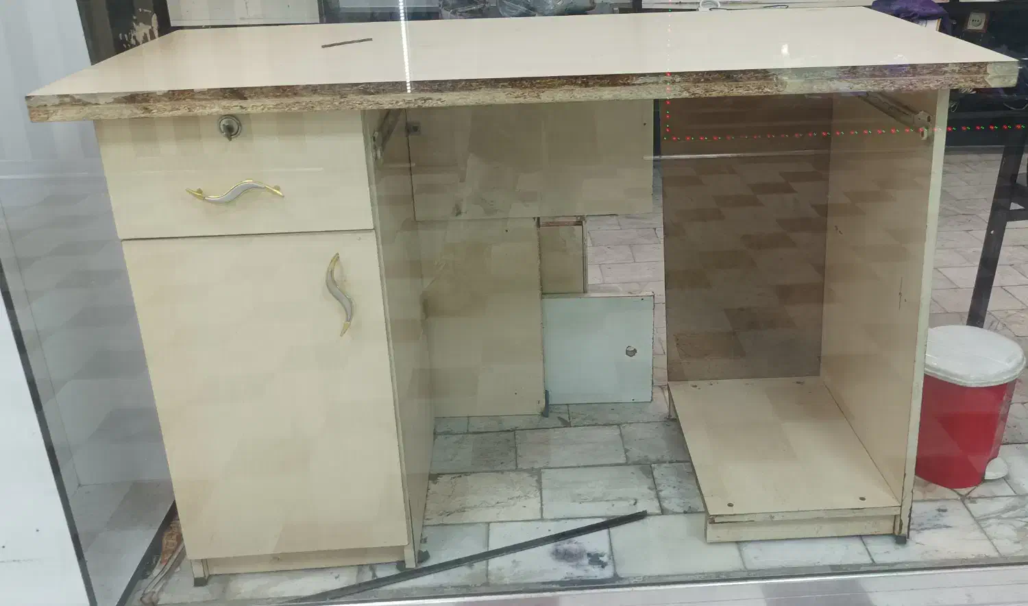 میز کار|میز تحریر و کامپیوتر|تبریز, |دیوار