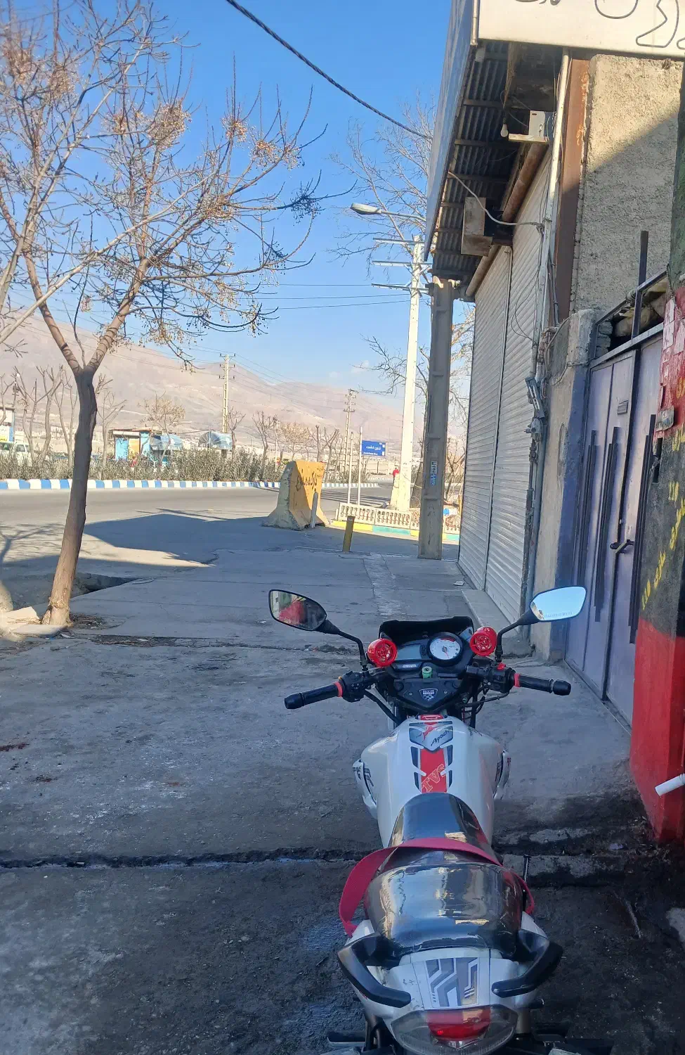 اپاچی ۱۸۰|موتورسیکلت|فردیس, شهرک شهید حسینی|دیوار