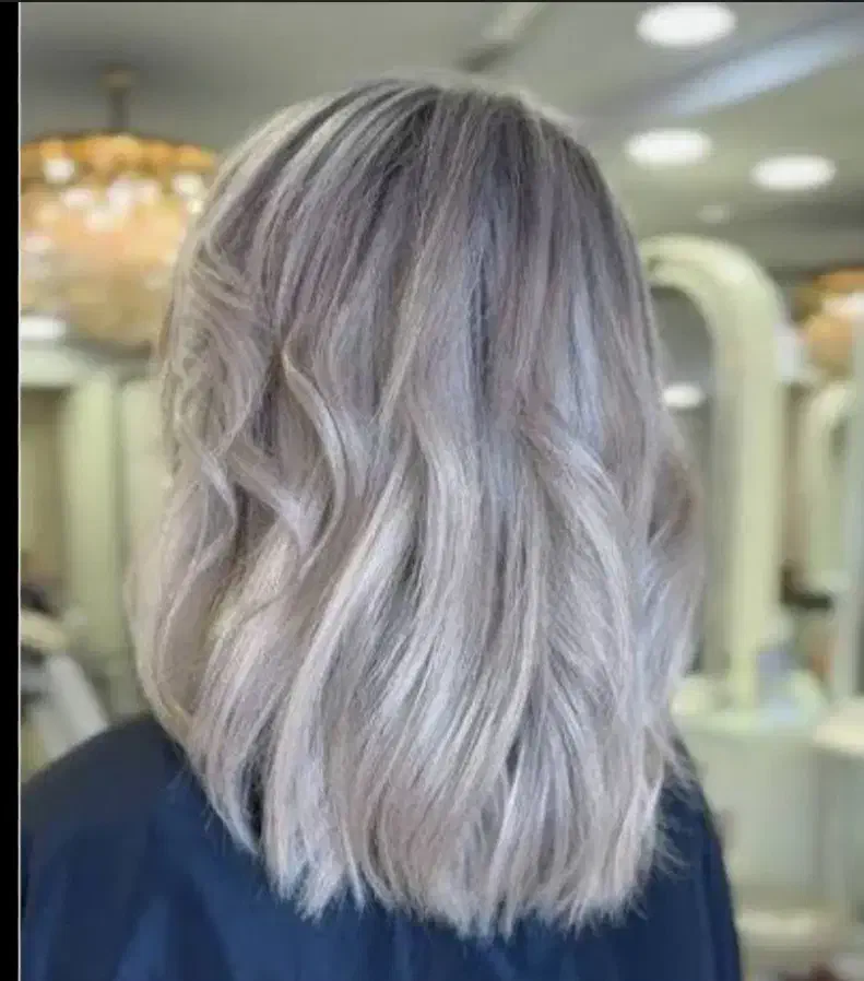 رنگ و لایت به شدت اقتصادی|خدمات آرایشگری و زیبایی|بومهن, |دیوار