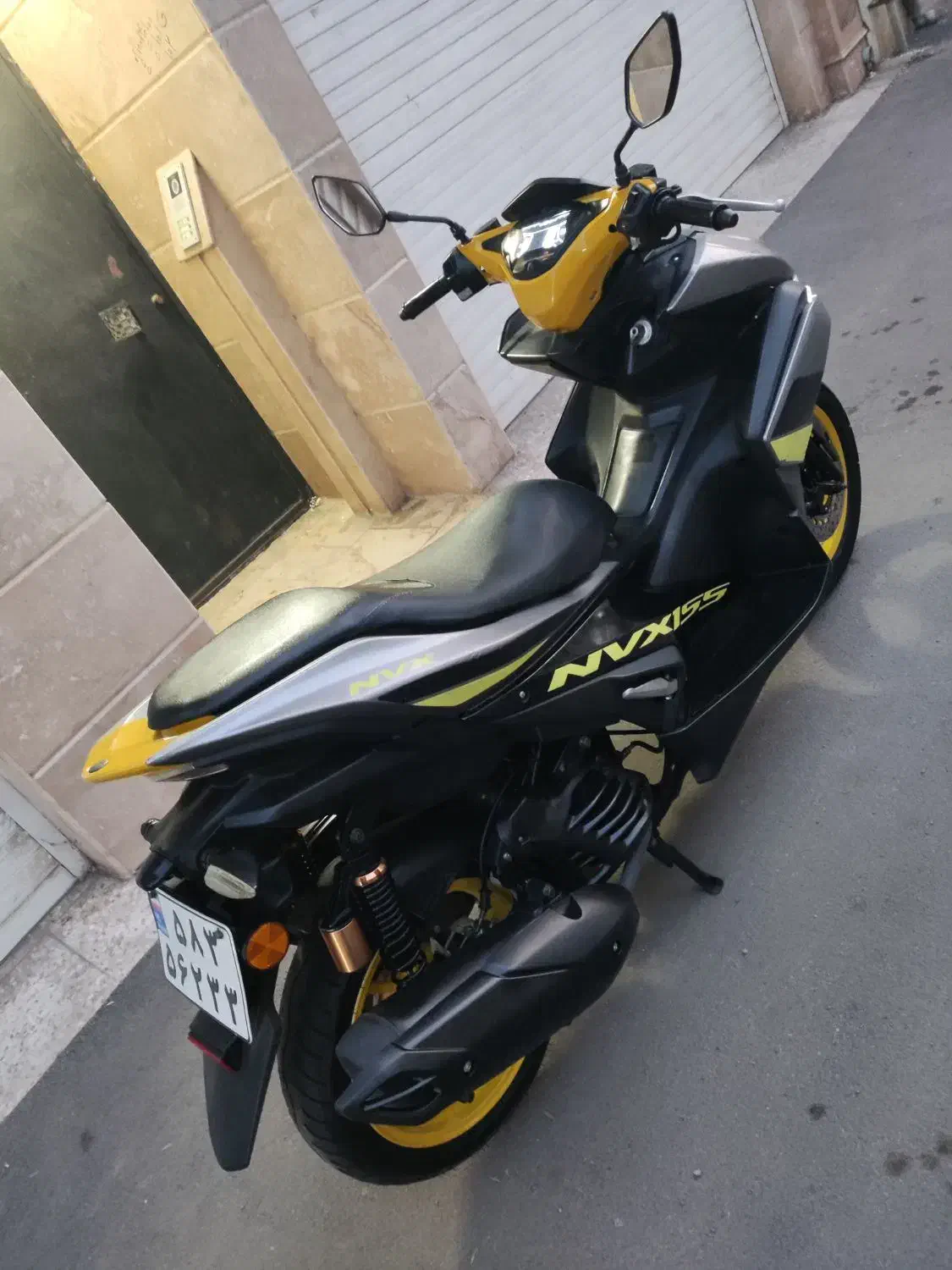 موتور آیروکس 1402در حد صفر 155|موتورسیکلت|رشت, استقامت ۱|دیوار