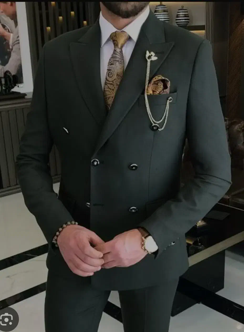 فروشنده و مدیر فروشگاه پوشاک مردانه|استخدام خدمات فروشگاه و رستوران|قم, باغ شازده|دیوار