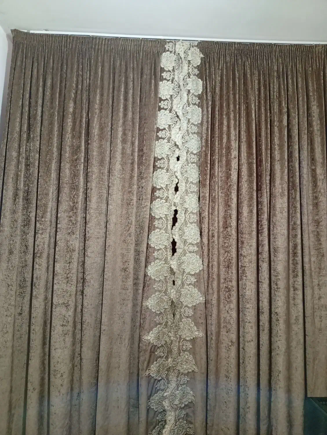 پرده|پرده، رانر، رومیزی|مشهد, شهرک امام هادی (شهرک غرب)|دیوار