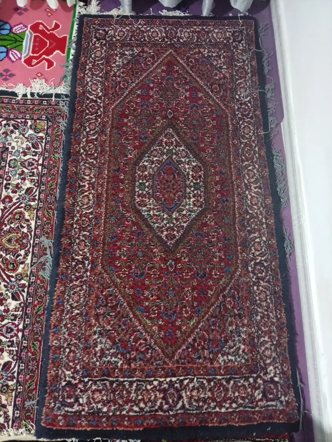 دو عدد فرش دستبافت زرچرک باختر|فرش|ایجرود, |دیوار