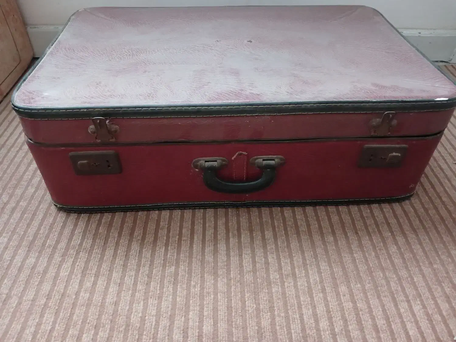 لوازم منزل و|کیف، کفش، کمربند|رشت, استادسرا|دیوار