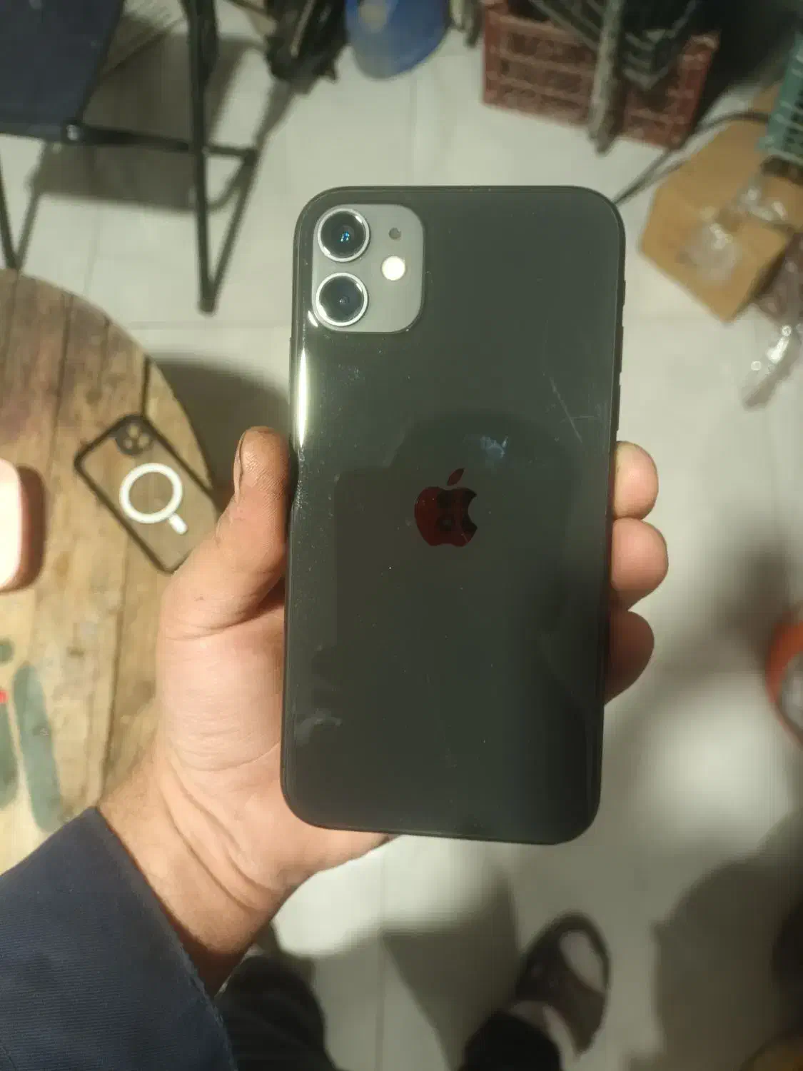 ایفون ۱۱ نرمال|موبایل|باسمنج, |دیوار