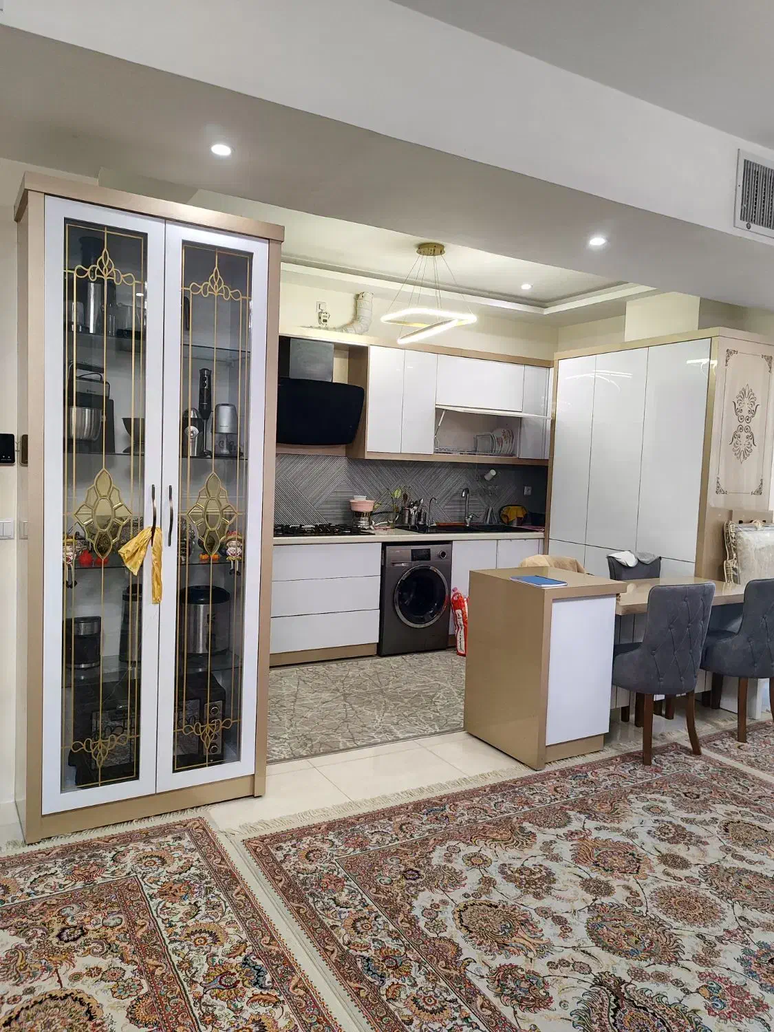 واحد 140متری شیک و نورگیر|فروش آپارتمان|مشهد, حسین‌آباد|دیوار