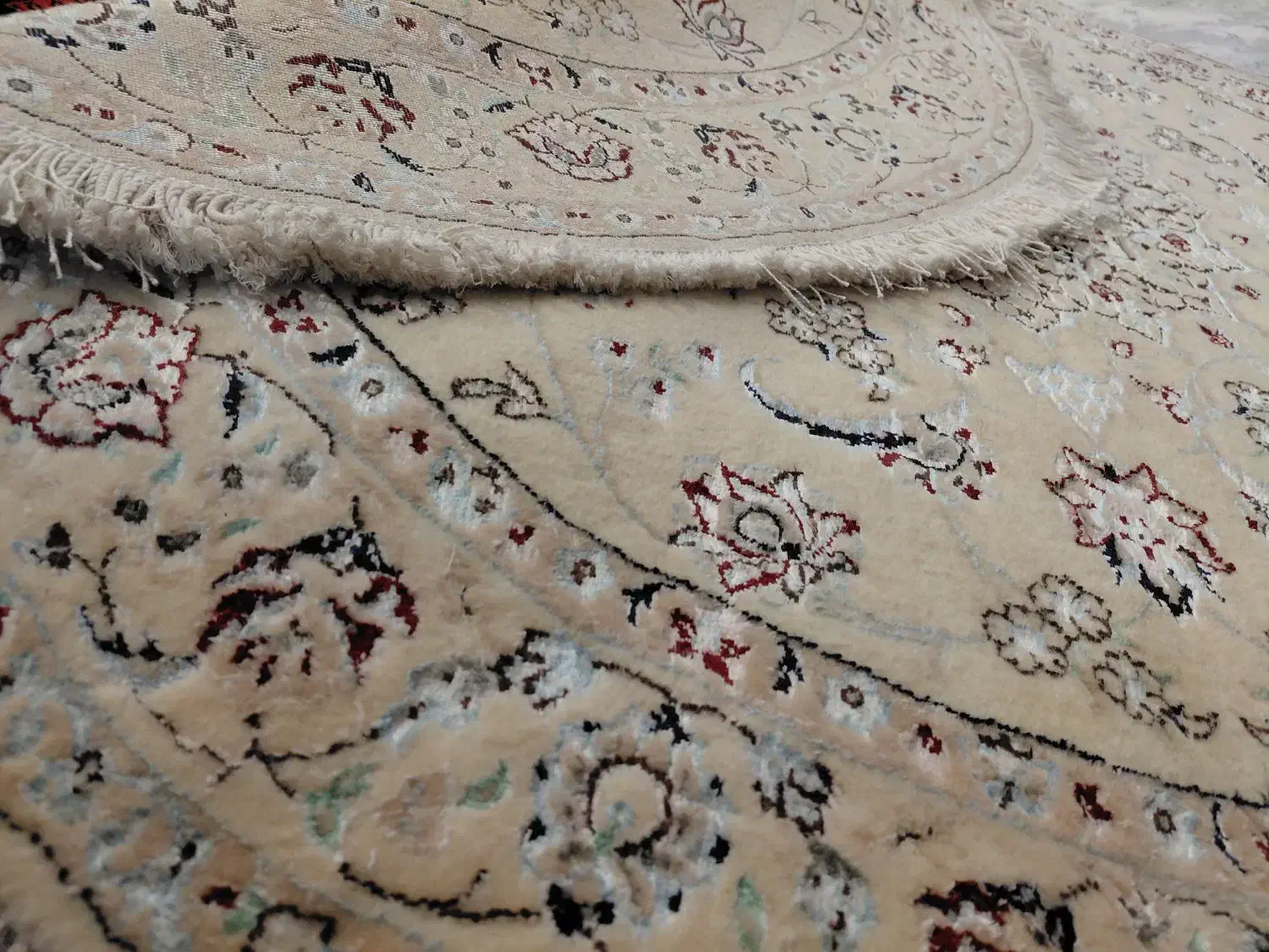 فرش دستبافت|فرش|اصفهان, خرم|دیوار