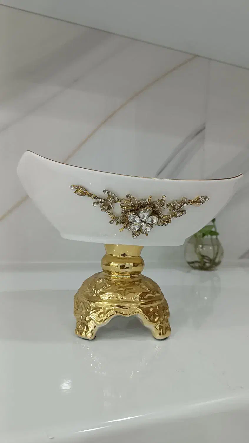 شیرینی خوری و میخوری گل برجسته|ظروف سرو و پذیرایی|گتوند, |دیوار