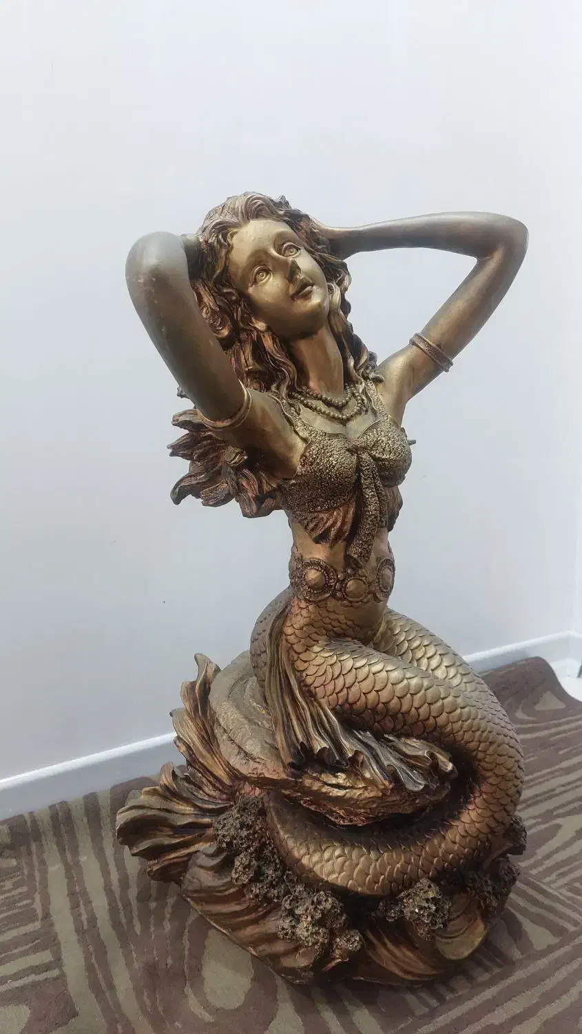 دکوری|مجسمه، تندیس، ماکت|گنبد کاووس, |دیوار