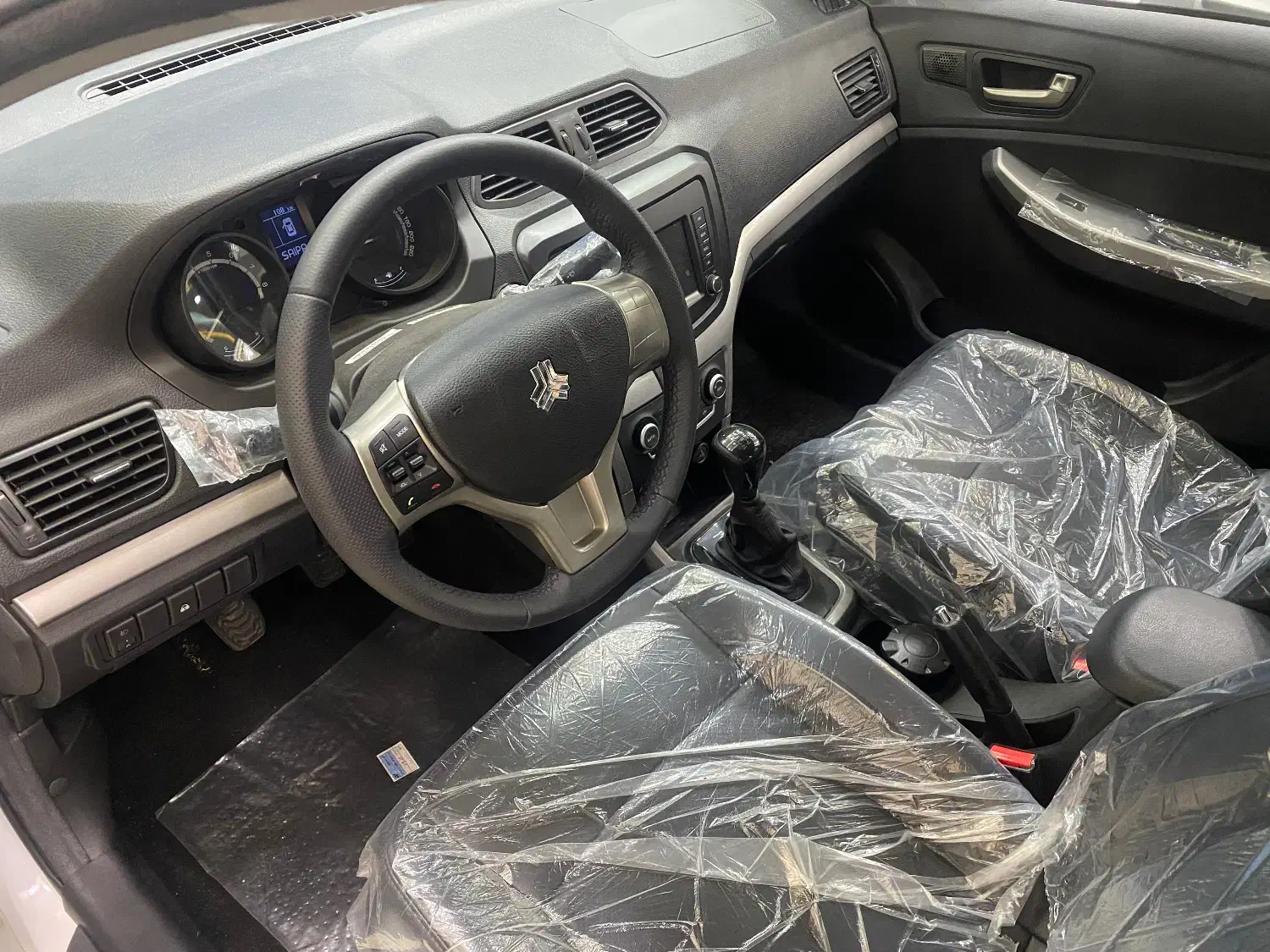 شاهین جی سانروف|خودرو سواری و وانت|تبریز, |دیوار