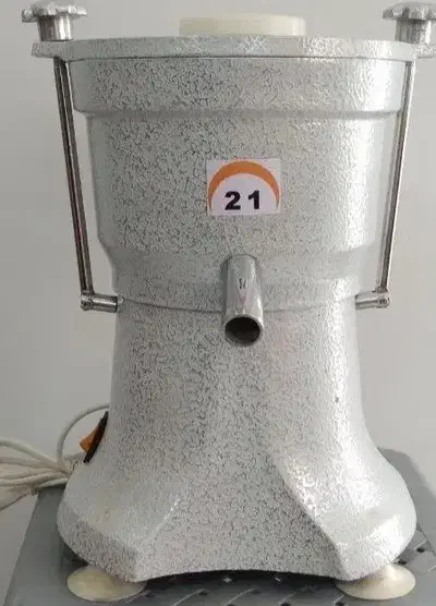 آبمیوه گیری 21 با تخفیف ویژه|آبمیوه‌گیر و آب‌مرکبات‌گیر|اصفهان, مصلی|دیوار