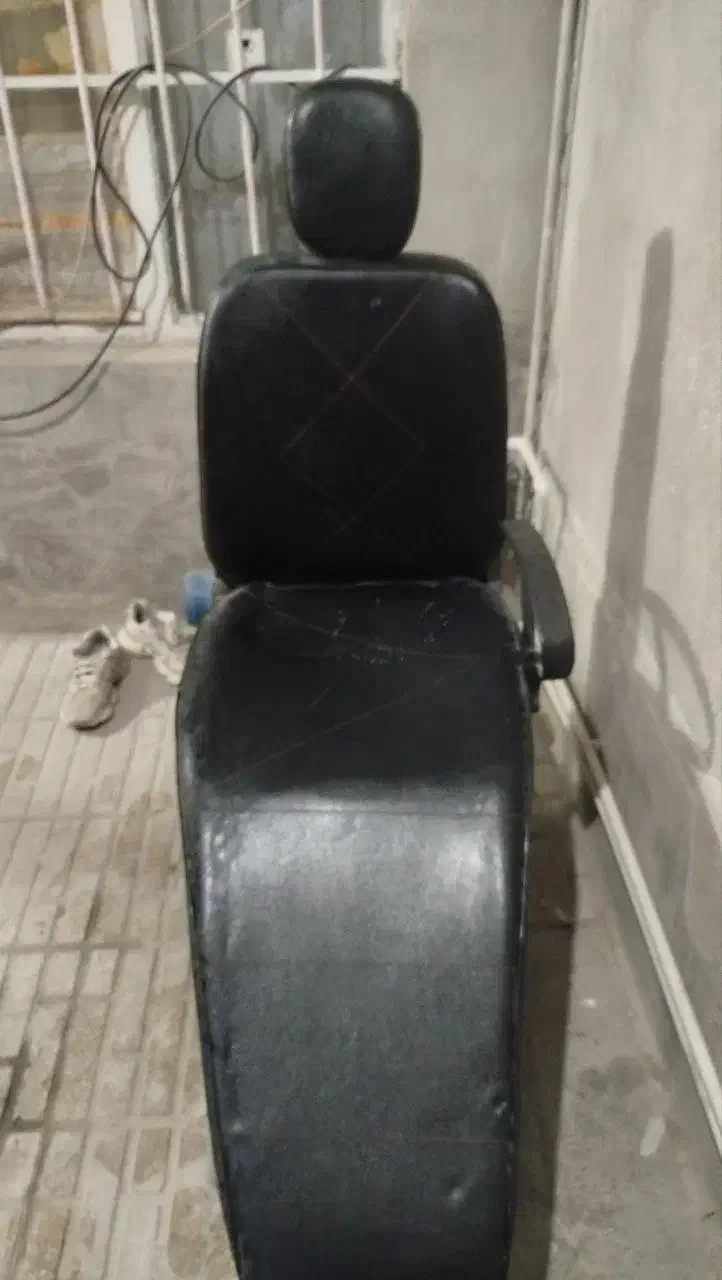 صندلی آرایشی|آرایشگاه و سالن‌های زیبایی|کرمانشاه, |دیوار