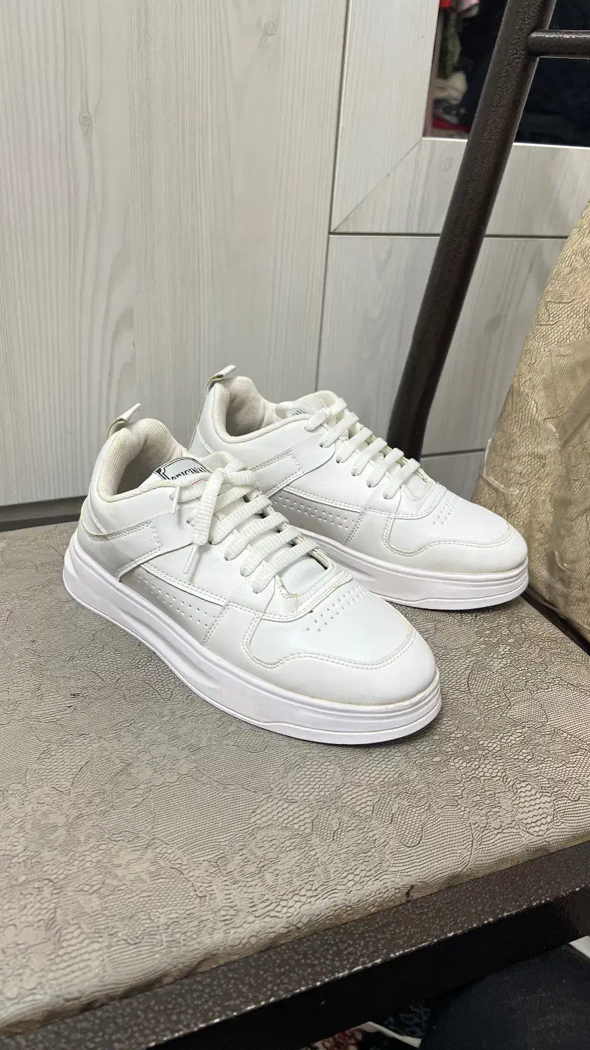 کتونی سفید اسپرت سایز ۳۷|کیف، کفش، کمربند|قم, جمکران|دیوار