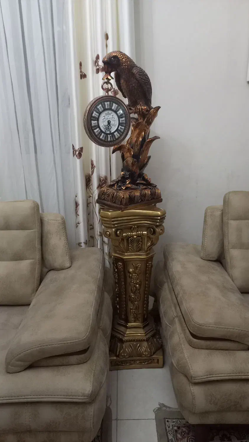 دکوری وتزیینی|مجسمه، تندیس، ماکت|گلبهار, شهر جدید گلبهار|دیوار