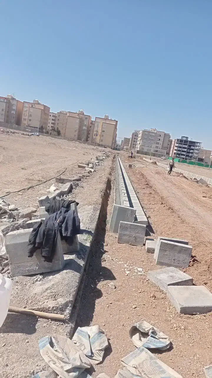 جدولکاری و بتن ریزی و سنگفرش جدول|خدمات پیشه و مهارت|قم, نیروگاه|دیوار