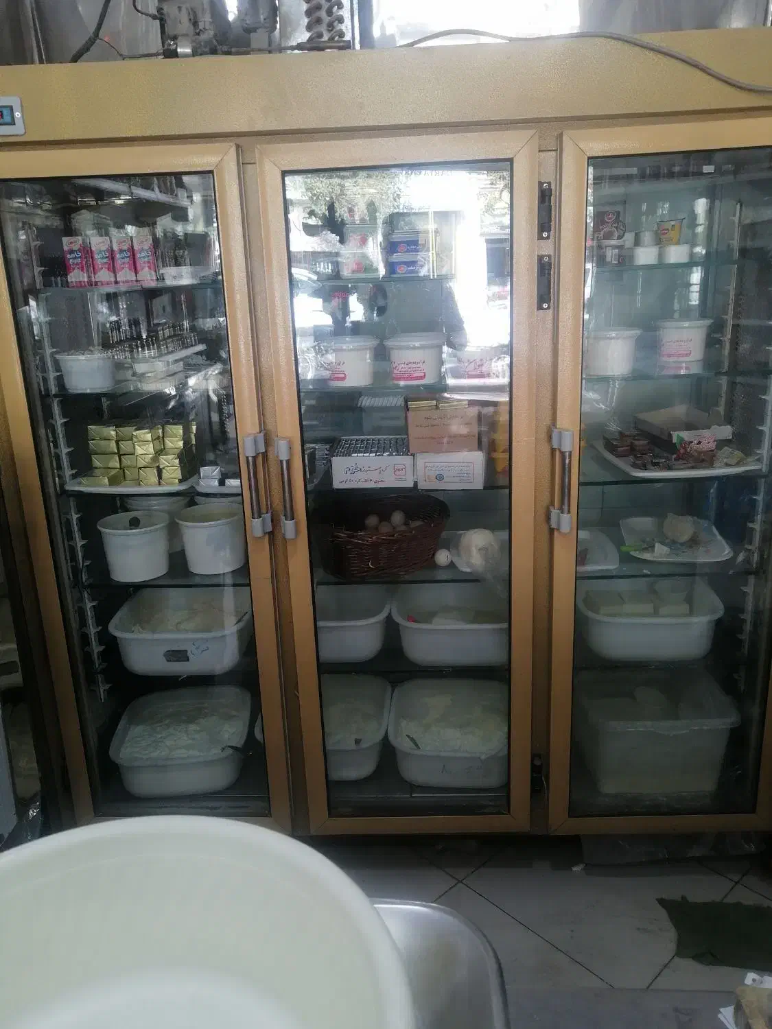 شیرسرد کن و یخچال|فروشگاه و مغازه|مشهد, مصلی (کارمندان اول)|دیوار