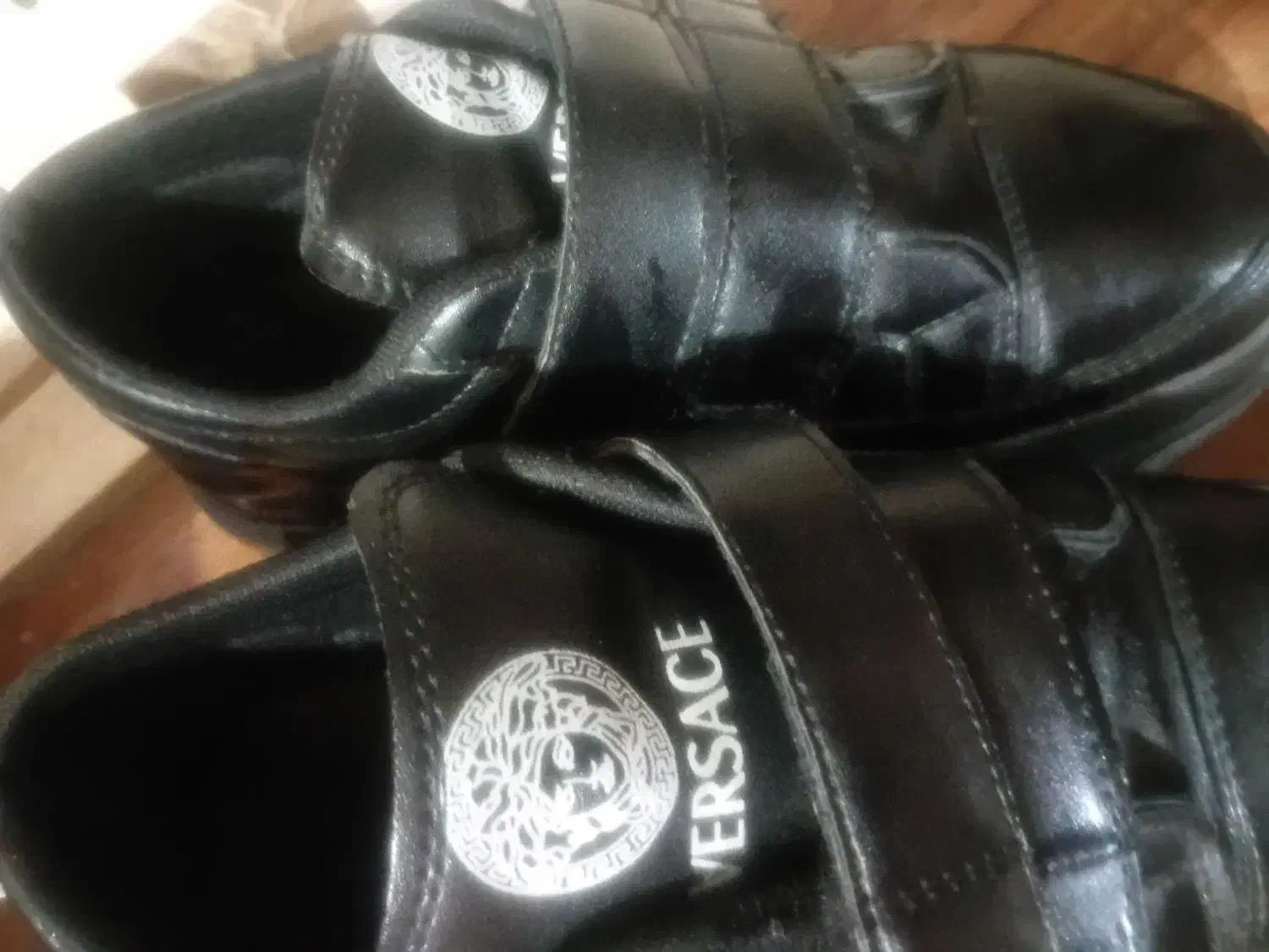 کفش ورساچ دخترانه نونو سایز 38|کیف، کفش، کمربند|قرچک, باقرآباد|دیوار