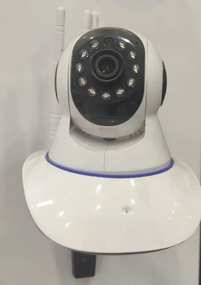 دوربین مداربسته|دوربین مداربسته|صدرا-فارس, فاز ۱|دیوار