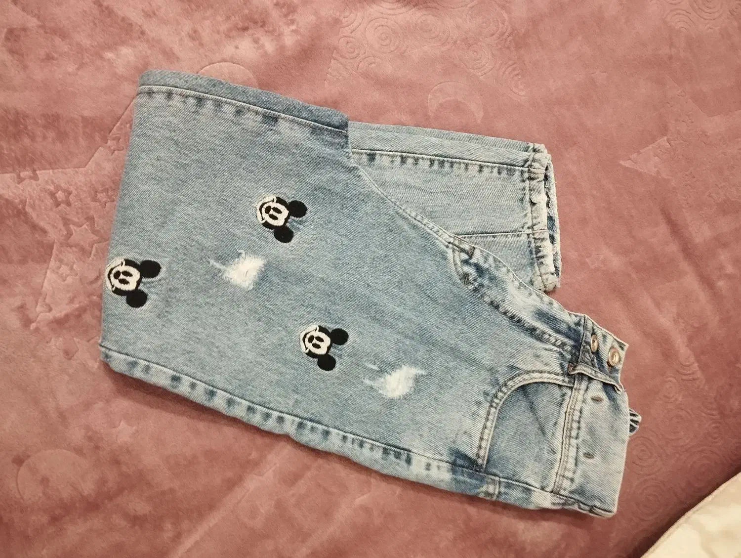 شلوار جین|لباس|هشتگرد, فاز ۱ مهستان|دیوار