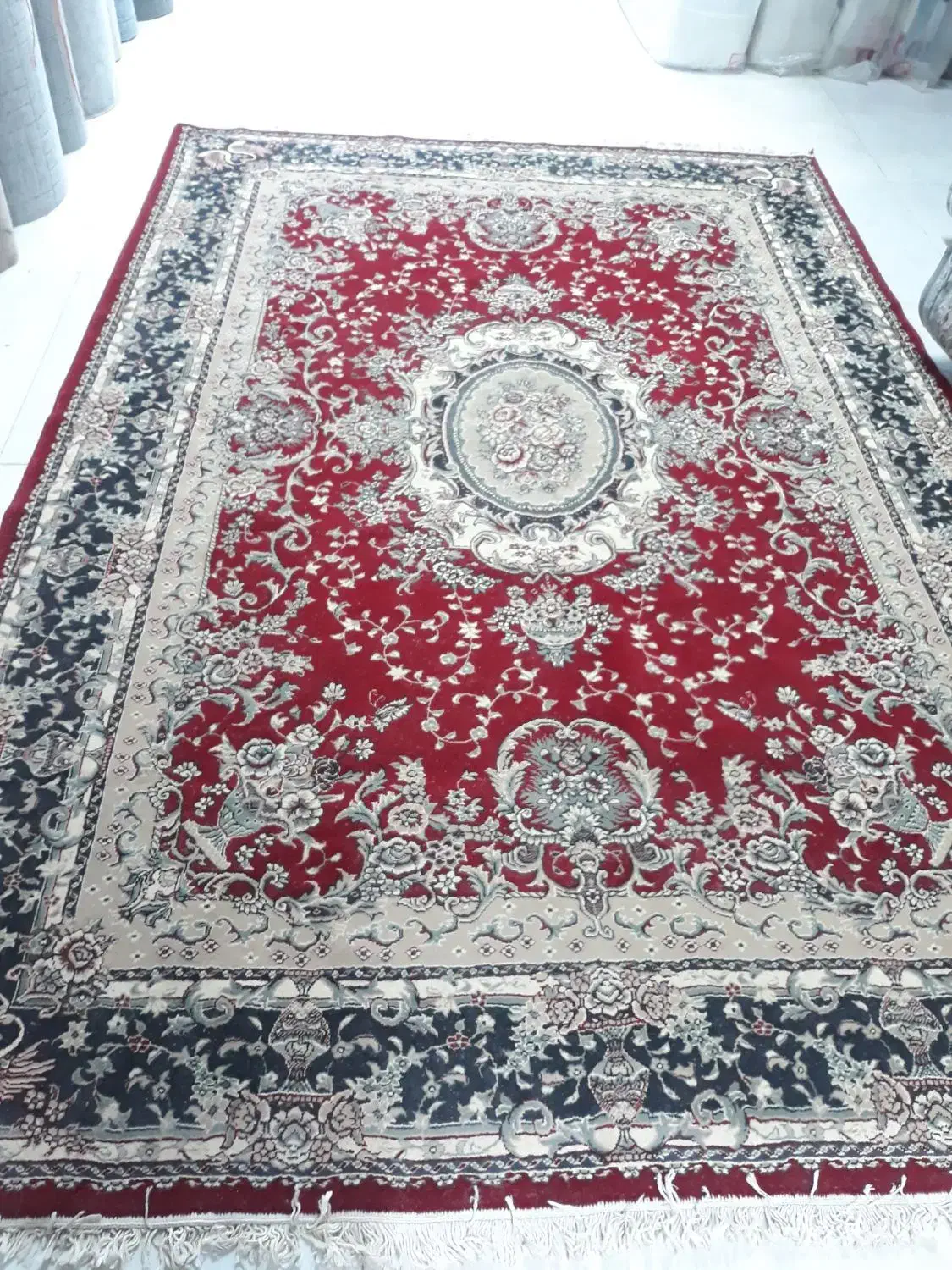 فرش کارکرده قرمز|فرش|شیروان (خراسان), |دیوار