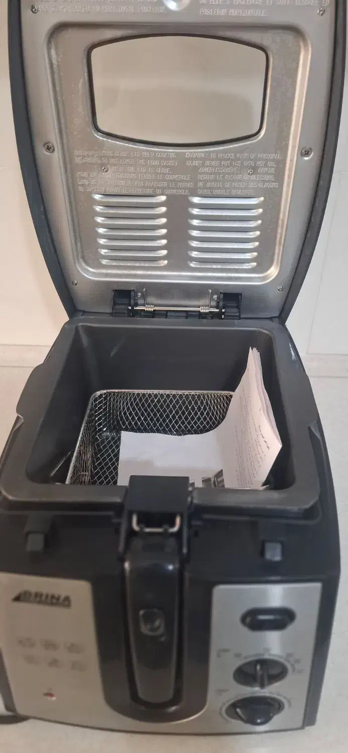 سرخ کن با روغن کاملا نو ۶ لیتری|اجاق گاز و لوازم برقی پختوپز|نیریز, |دیوار