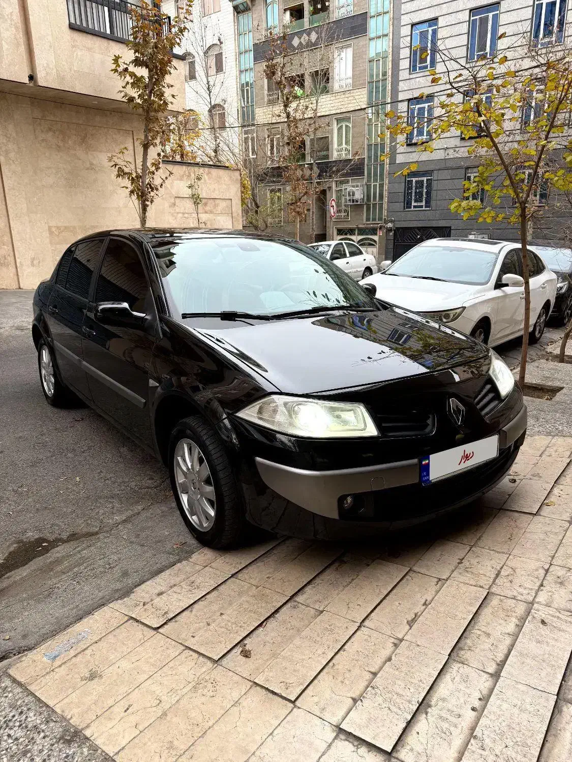 مگان اتومات مدل ۹۰ بیرنگ|خودرو سواری و وانت|تهران, تهرانپارس غربی|دیوار