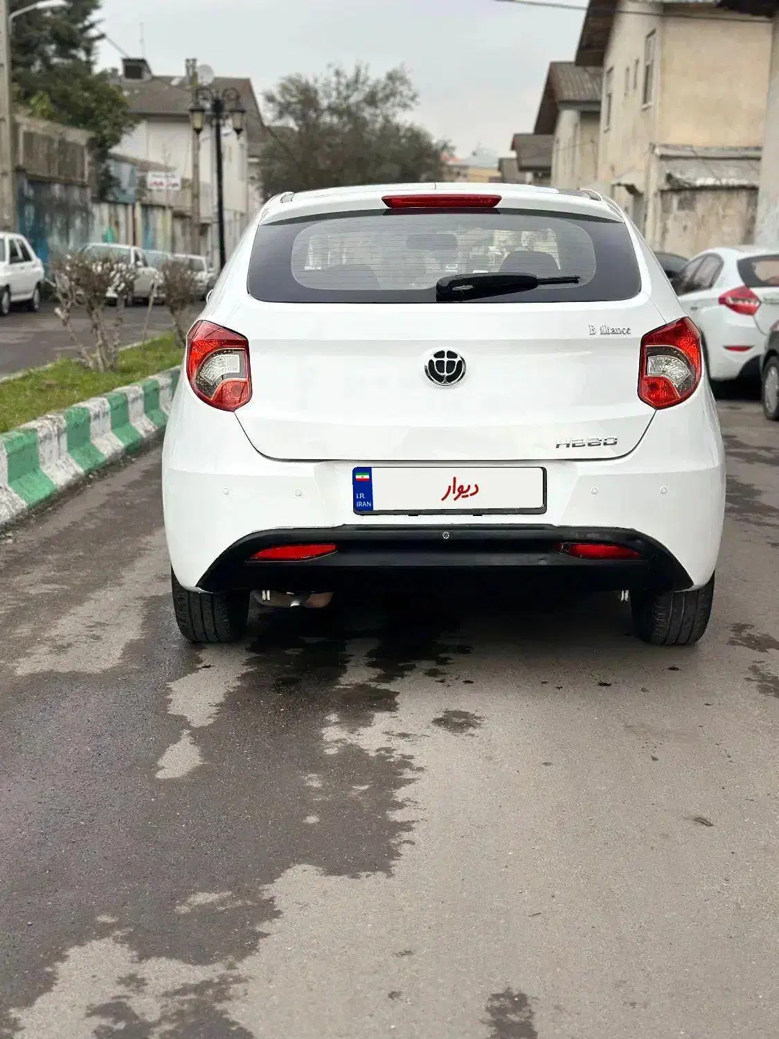 برلیانس ۲۲۰ دنده ایی ۹۵|خودرو سواری و وانت|رشت, یخسازی|دیوار