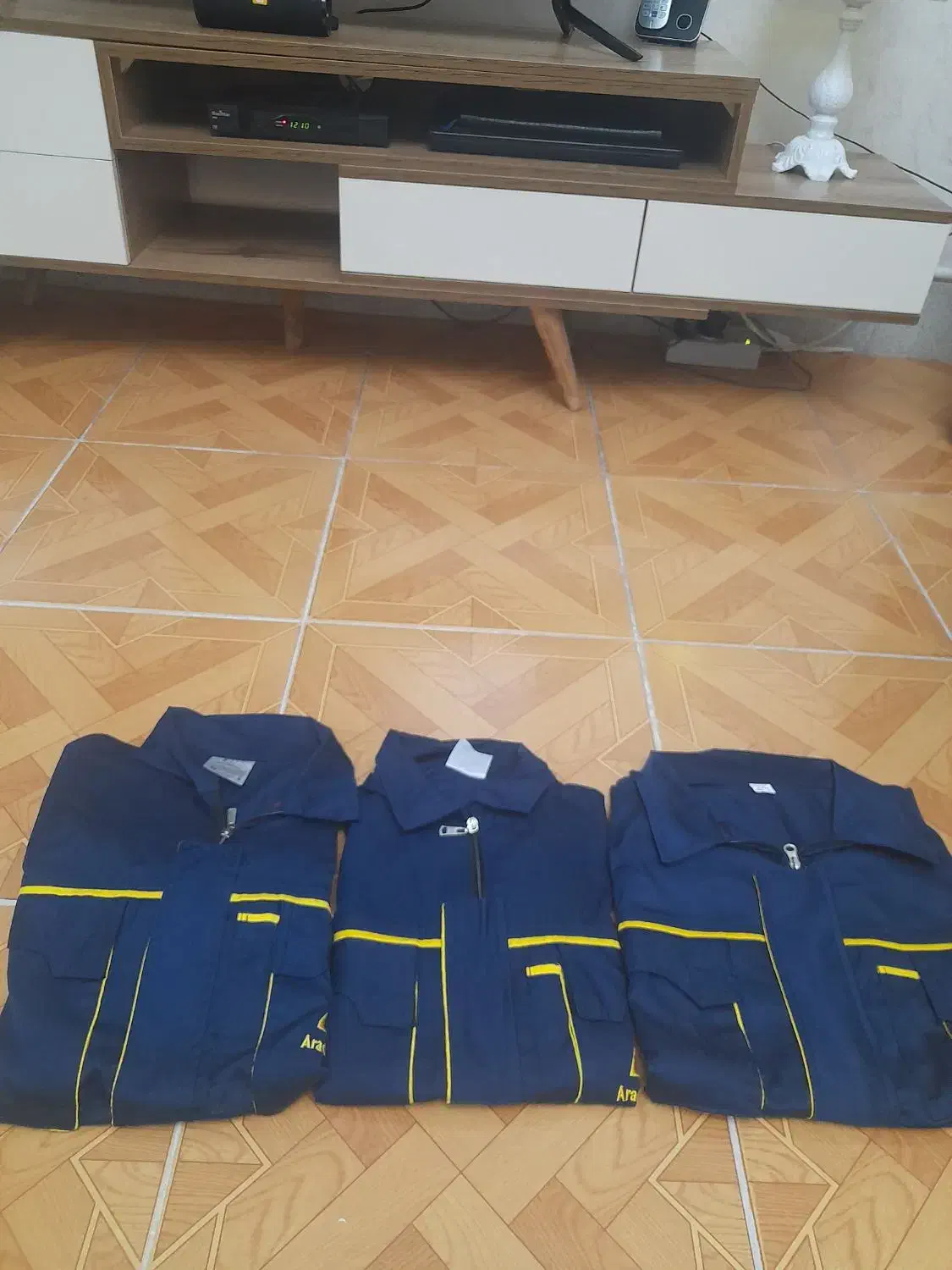 لباس کار|لباس|محمدشهر, محمدشهر|دیوار